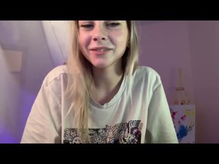 porn шалава показала маленькие сиськи и заматерилась так как размер е и саму не устраивает hd