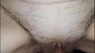 porn порно сын трахнул волосатую киску мамочки первый раз hd