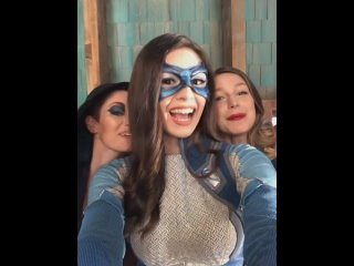porn каст супергёрл поздравляет стаза наира с днём рождения через cameo николь hd