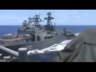 porn в восточно китайском море произошло опасное сближение американского крейсера hd