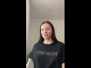 porn девушку небольшого ума которую слил поздняков жалуется в тик токе на жизнь проблема далеко не в твоей коже а в твоем hd