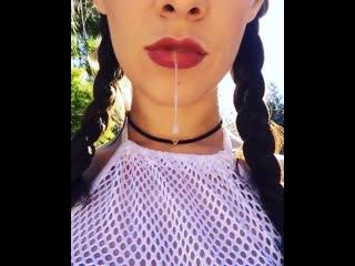 porn покажи губки подписчица с красивым ротиком молодые вирт школьница скайп перископ одноклассница сосет кончает дрочит hd