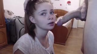 porn ебет в горло держит за волосы насаживает голову на член кончает в рот глотает сперму hd