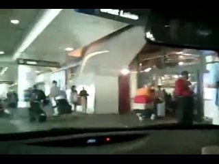 porn хорошенькой тёлочке в машине возле аэропорта вдруг конкретно так приспичило hd hd