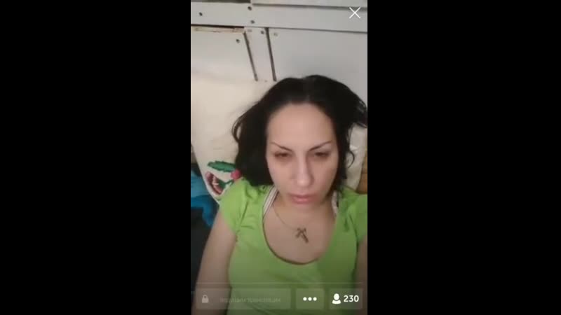 porn красивая мамка мастурбирует в перископ общается с чатом грудь голая показала порно разделась секссекс стриптиз сосет hd