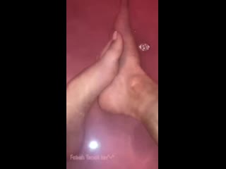 porn анастасия савина принимает душ и трогает напедекюреные пальчики ног savako chan hd