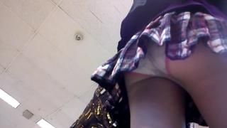 porn у школьниц под юбками красивые попки и трусики hd
