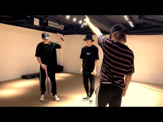 porn 休息片刻 让我们来高歌ㄧ曲 大叔 matzka音乐 831你们最想和cto男团超话 合唱哪首歌 start it first concert 演出日期20190831六 1930 演出地点 hd