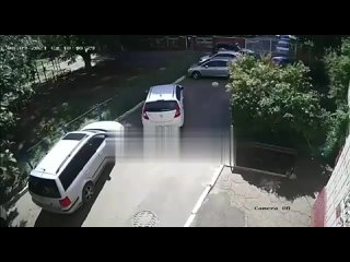 porn в краснодаре ребёнок забрался на окно но москитная сетка не выдержала веса и он упал вниз hd