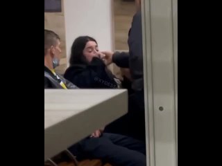 porn в одессе молодая девушка перепила и налетела на таксиста которого она вызвала вместе с компанией друзей hd