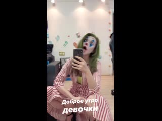 porn аринян трет себя по пизде в прямом эфире засветила трусы во время стрима трсусики без цензуры теребит киску hd