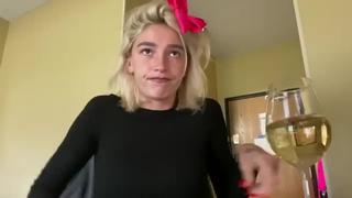 porn настя ивлеева показала грудь задрала кофту засветила сиськи голая грудь блогерш слив ивлеевой приватное видео взяла hd