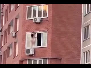 porn голая мадам танцевала откровенные танцы на кондиционере в многоэтажке в подмосковном дзержинском hd