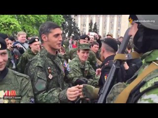 porn гиви и моторола встретились на параде победы 9 мая в донецке hd