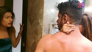 porn муж изменяет жене с её сестрой кончил сперму во внутрь в киску она залетела индийское порно измена индианку спалил hd