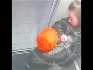 porn папа мальчика как нибудь с ней прокатится в лифте на едине hd