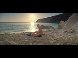porn голая мерьем узерли играющая хюррем султан показала грудь сиськи попа жопа обнажённая актриса знаменитость hot 18 hd