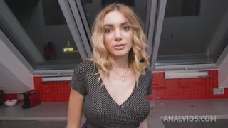 porn toy paola hard gets anal fisted by sara bell and assfucked by chris diamonds monster hd