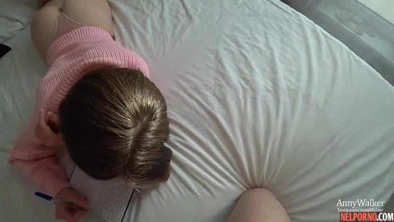 porn русская милашка увидела член брата и сошла с ума от возбужденияпорно секс трахает русское инцест сестра домашнее hd