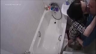 porn скрытая камера реальная измена жена уложила детей спать а сама в душ трахаться сосет становиться раком трахает в hd