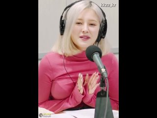 porn 볼륨감 자비 없는 분홍색 티셔츠 모모랜드 낸시 momoland nancy create discover and share awesome gifs on gfycat 9 hd