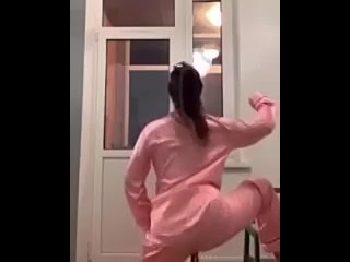 porn instasamka инстасамка тверкает в пижаме слив голая попа показывает попу с hd