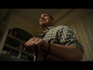 porn привязанный к стулу мужик плачет каратель hd