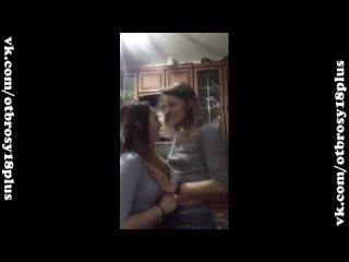 porn пьяные русские студентки в перископе танцы без лифчиков periscope засветы hd