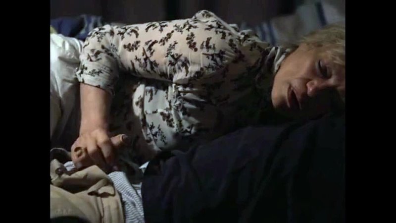porn мать дрочит сыну в художественном фильме инцест мама подрочила хуй лапает член сына мамка совращает сына на секс hd