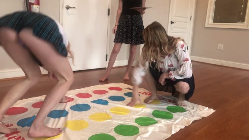 porn upskirt twister 1080p girls sexi legs pantyhose bikini hd