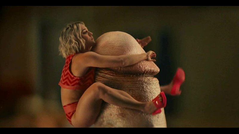 porn уменьшившись девушка удовлетворяет парня маленькая на члене залезла на хуй лижет голоу обкончал всю hd
