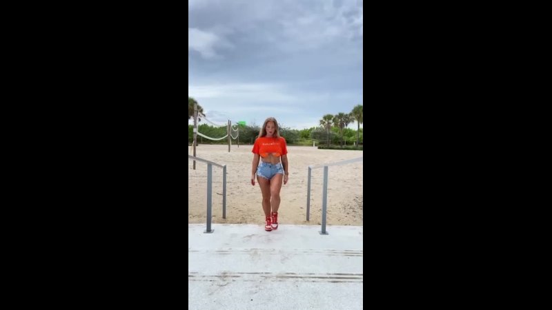 porn активная худая девушка жестко отъебана негром с окончанием в письку в гостинице hd