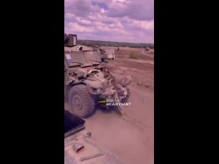 porn подбитый и брошенный бронеавтомобиль husky tsv tactical support vehicle подаренный украине британскими партнёрами hd
