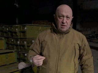 porn боеприпасы нам по прежнему не дают в необходимых количествах пригожин hd
