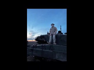 porn уничтоженный на запорожском направлении очередной укронацистский танк leopard 2a4 немецкого производства hd