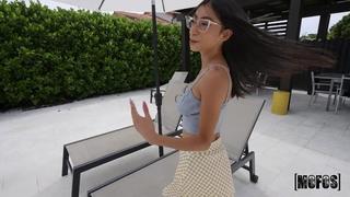 porn сбылась маленькая мечта очкарички sona bella прокатиться на члене jmac hd