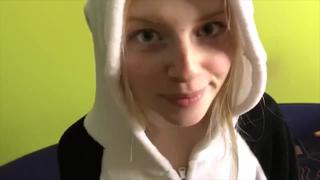 porn развел молоденькую красивую соседку на секс в подъезде трахаю красивую соседку hd