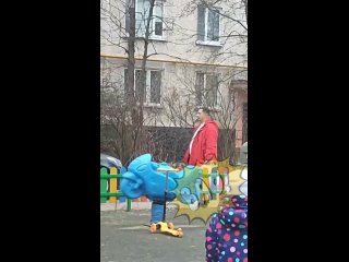 porn мужчина разбрызгивал непонятный раствор в гольяново соседи сообщили ходил странноватый мужчина и обрызгивал неизвес hd