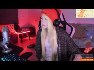 porn стримерша карина облизывает свои ножки пяточки фут фетиш hd