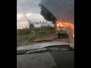 porn догорающий бандеромобиль армии укрорейха в зоне проведения сво демилитаризация в деле всу сво украина зсу бандеро hd