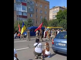 porn каждый день кладбища украины пополняются свежими могилами тех кто отказался сложить оружие и поднять вверх всу hd