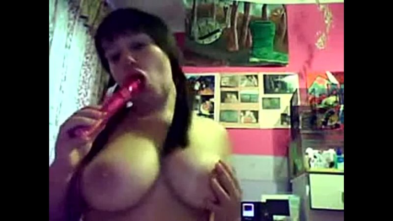 porn полненькая раздевается на камеру hd