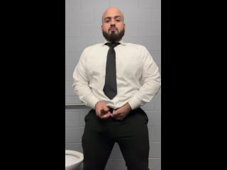 porn парень в форме показал себя на камеру и подрочил hd