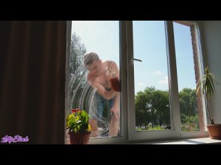 porn сексуальная жена изменяет мужу с мойщиком окон pure mature мама и дочь взрослые с молодыми hd