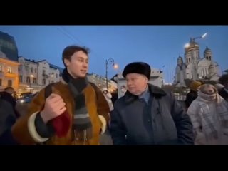 porn мужчина объясняет зумерам с проукраинского митинга чей крым и откуда вообще появилась украина hd