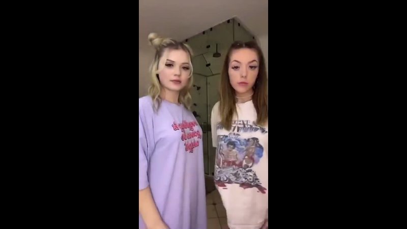 porn таисия показала пизду прямо из трусиков на заброшенной улочке полное видео можно найти в описании к видео hd