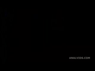 porn без прелюдий и нежностей накинулись на малышку и выебали в 3 хуя hd