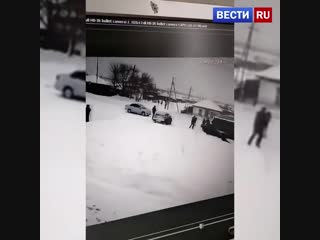 porn вылетевший с дороги автомобиль снес шестерых человек на останое в камне на оби hd