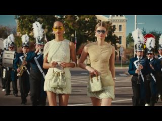 porn селена форрест и ида хейне на видео джейми хоуксворта для кампании tory burch spring 2024 hd