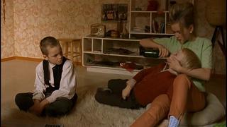 porn зрелая женщина соблазняет молодого парня и трахает его hd